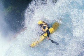 开云·体育全站登录地址-“我们用热情融化寒冷”——塞内加尔球迷雪中齐跳萨布尔舞