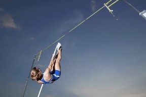 杨楷文在“湾区杯”围棋大棋士赛中成功卫冕