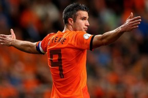 开云体育链接-_F1赛车赛：惊险瞬间记录了速度的极限_，f1赛车极速测试